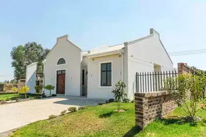 Cape dutch home in luxury housing development in Arlington, Harare. Design by local architect